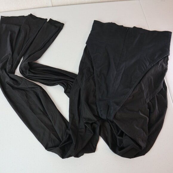 High-Waisted Black Cut-Out Pants - Picture 11 of 16